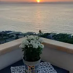 La Finestra Sul Mare Apartment *