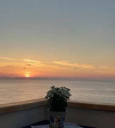 Apartment La Finestra Sul Mare *