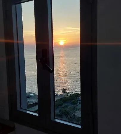 La Finestra Sul Mare *
