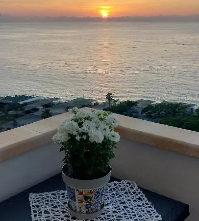 La Finestra Sul Mare Apartment *