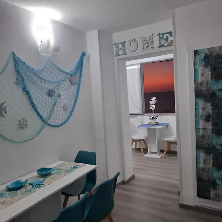 La Finestra Sul Mare *