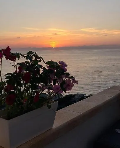 Апартаменты La Finestra Sul Mare *