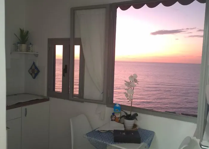 La Finestra Sul Mare Апартаменты Тропея